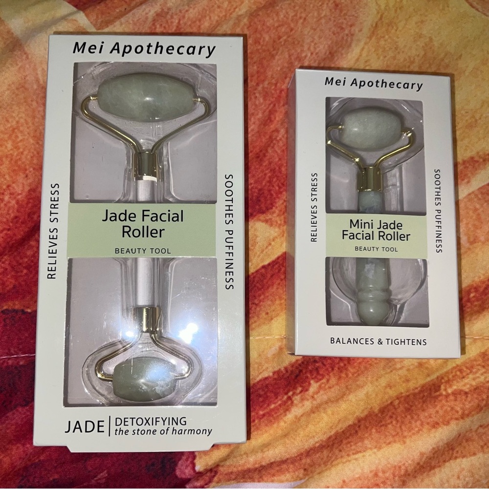 Mei Apothecary Jade Facial Roller Set